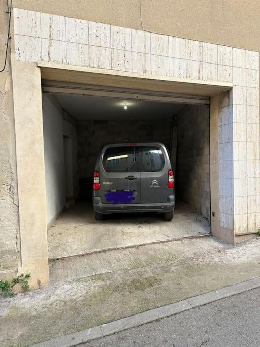 Apartamento Centre - Parking Prive - Wifi Nîmes
